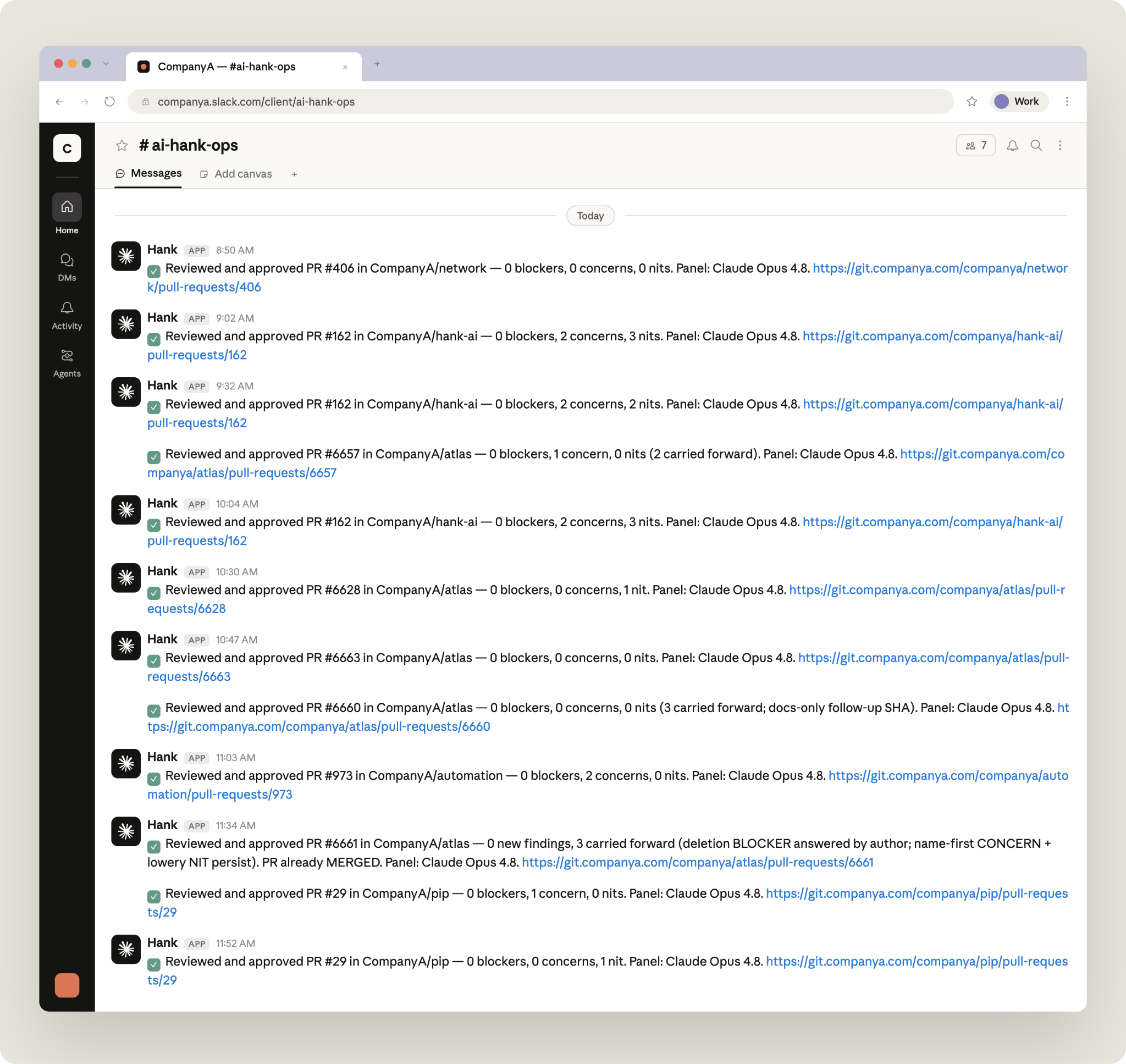 Hank 代码审查 agent 在共享 Slack 频道发布的每条审查记录
